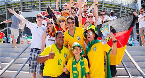 مشجعان توقعا فوز ألمانيا 7-1 على البرازيل ! 